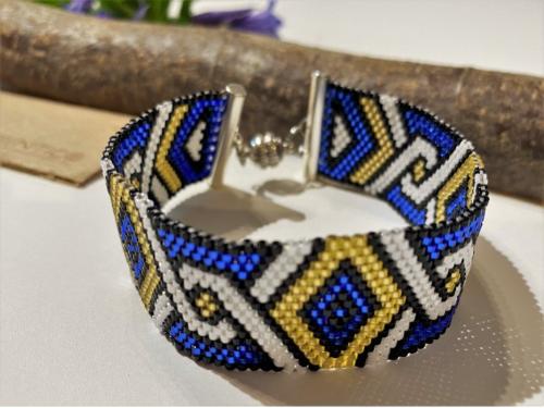 Handmade bracelet from beads "Luxury Night"